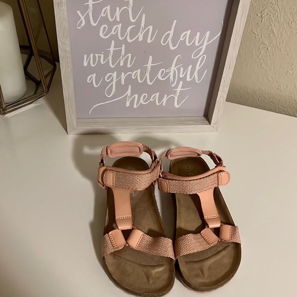 NWT Cat & Jack Birkenstock/Teva style sandals